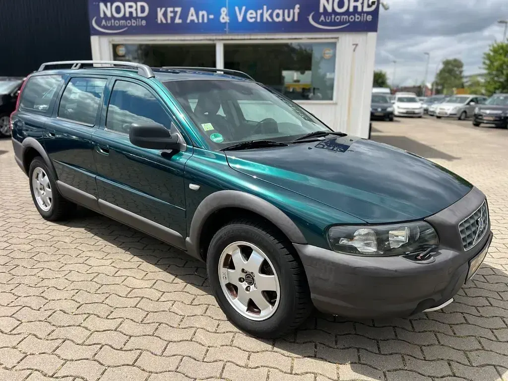 Gebraucht Volvo XC70 163 PS (119 kW) 2003 Grün Kombi