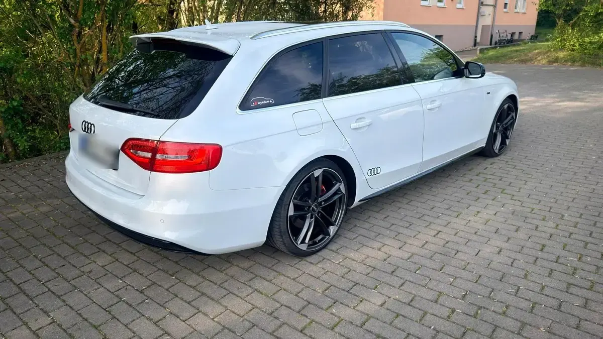 Gebraucht Audi A4 S-Line 177 PS (130 kW) 2012 Weiß Kombi