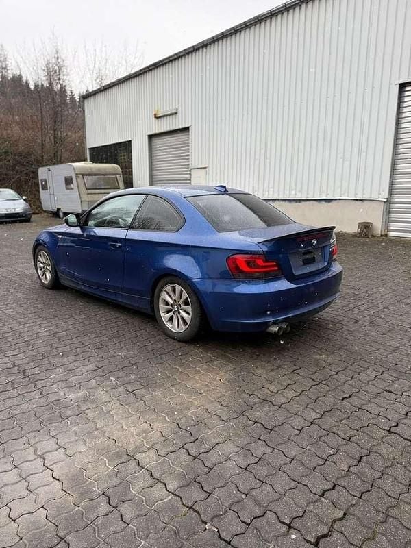 Gebraucht BMW 120 Coupé Performance 177 PS (130 kW) 2009 Blau Coupé