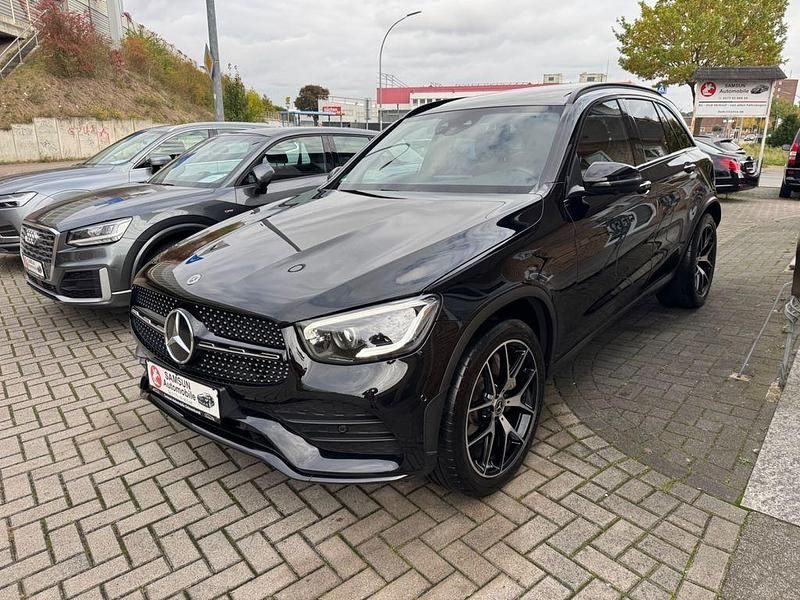 Schwarz Gebraucht 2020 Mercedes GLC400d AMG SUV | 39.999 € (Guter Preis) - Bild 1/4