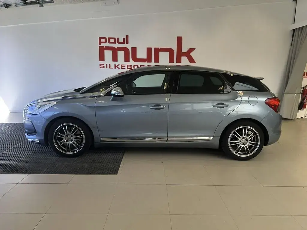 Gebraucht Citroën DS5 So Chic 163 PS (119 kW) 2012 Blau Kleinwagen