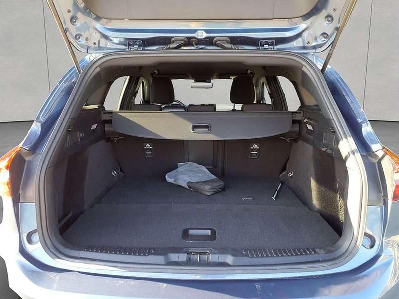 Gebraucht Ford Focus ST-Line X 125 PS (91 kW) 2023 Chrome blue metallic Kombi