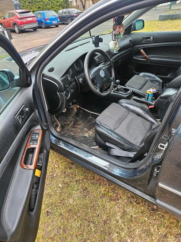 Gebraucht VW Passat 131 PS (96 kW) 2002 Grün Kombi