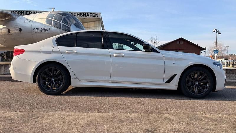 Gebraucht BMW 530 M Sport 252 PS (185 kW) 2020 Weiß Limousine