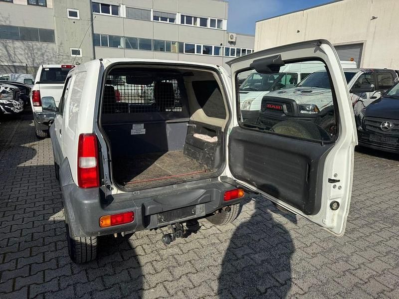 Usado Suzuki Jimny 86 HP (63 kW) 2014 Branco SUV