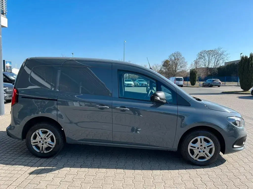 Neu Mercedes Citan 112 116 PS (85 kW) 2026 Grau Van / Kleinbus