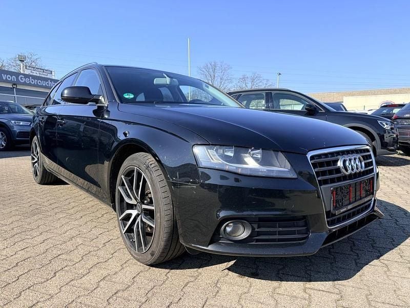 Gebraucht Audi A4 Attraction 143 PS (105 kW) 2011 Schwarz Kombi