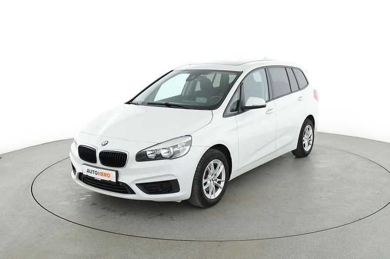 Weiß Gebraucht 2016 BMW 216 Gran Tourer Van / Kleinbus | 11.630 € (Fairer Preis) - Bild 1/3