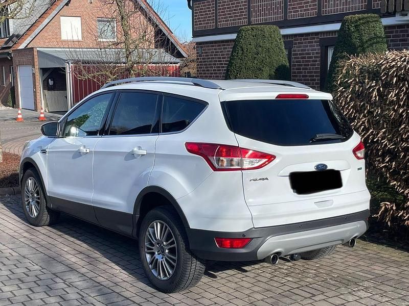 Gebraucht Ford Kuga SYNC Edition 150 PS (110 kW) 2013 Weiß SUV