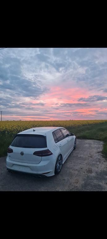 Gebraucht VW Golf VII R 300 PS (220 kW) 2016 Weiß Limousine