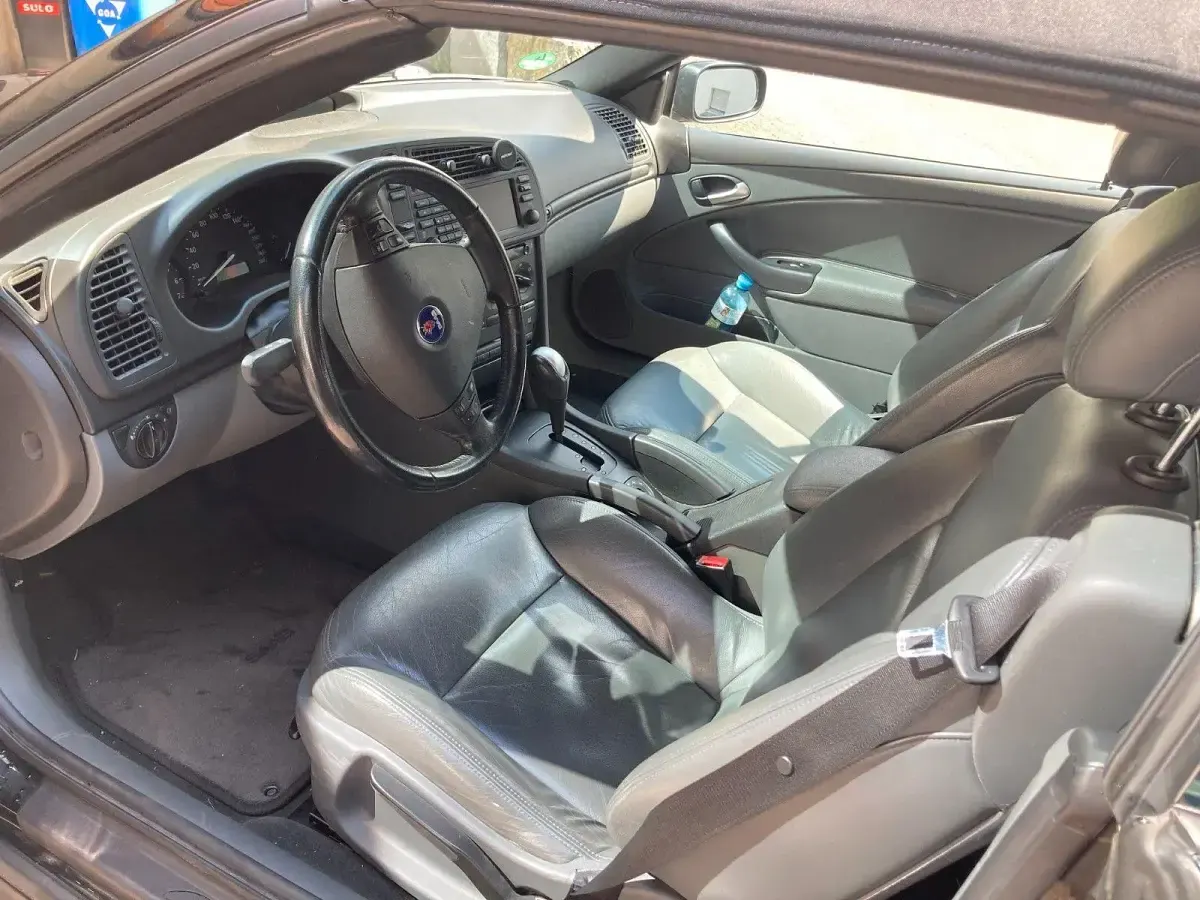 Gebraucht Saab 9-3 Cabriolet Vector 196 PS (144 kW) 2004 Schwarz Cabrio