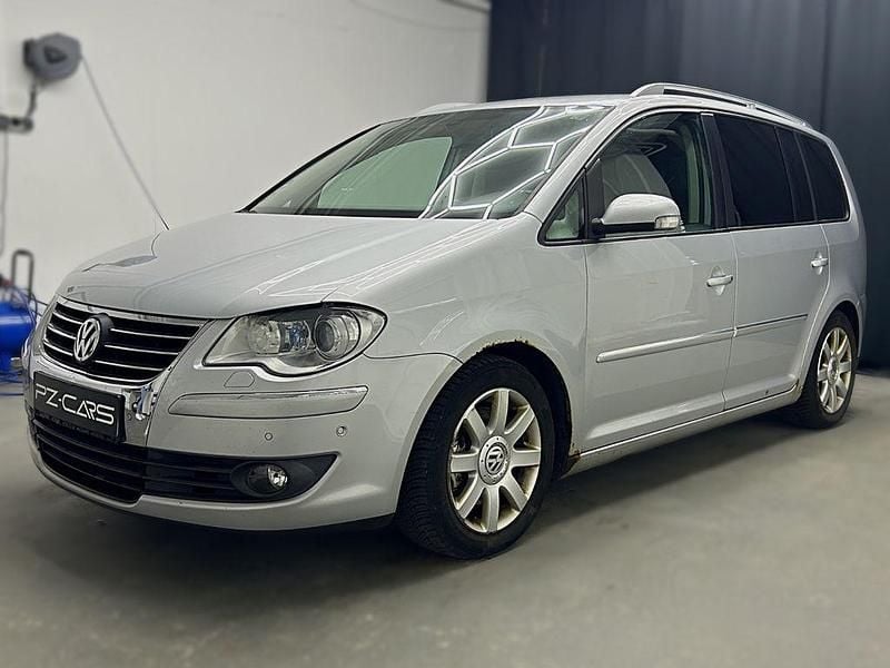 Silber Gebraucht 2008 VW Touran Van / Kleinbus | 2.690 € (Superpreis) - Bild 1/4