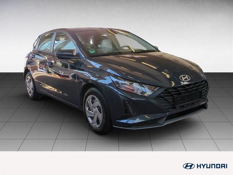 Gebraucht Hyundai i20 Select 79 PS (58 kW) 2025 Anthrazit Kleinwagen