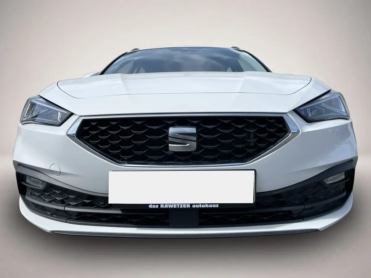 Gebraucht Seat Leon Style 150 PS (110 kW) 2022 Weiß