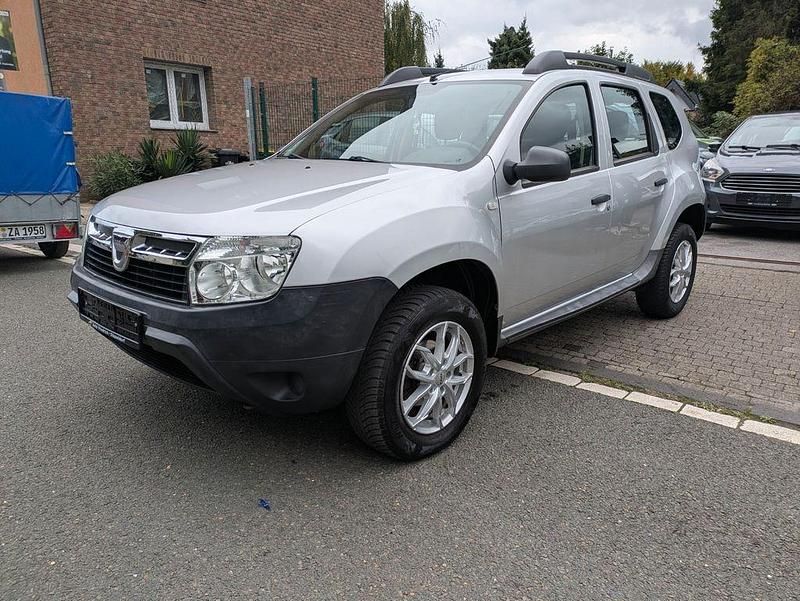 Grau Gebraucht 2013 Dacia Duster Ice SUV | 5.999 € (Etwas zu teuer) - Bild 1/4