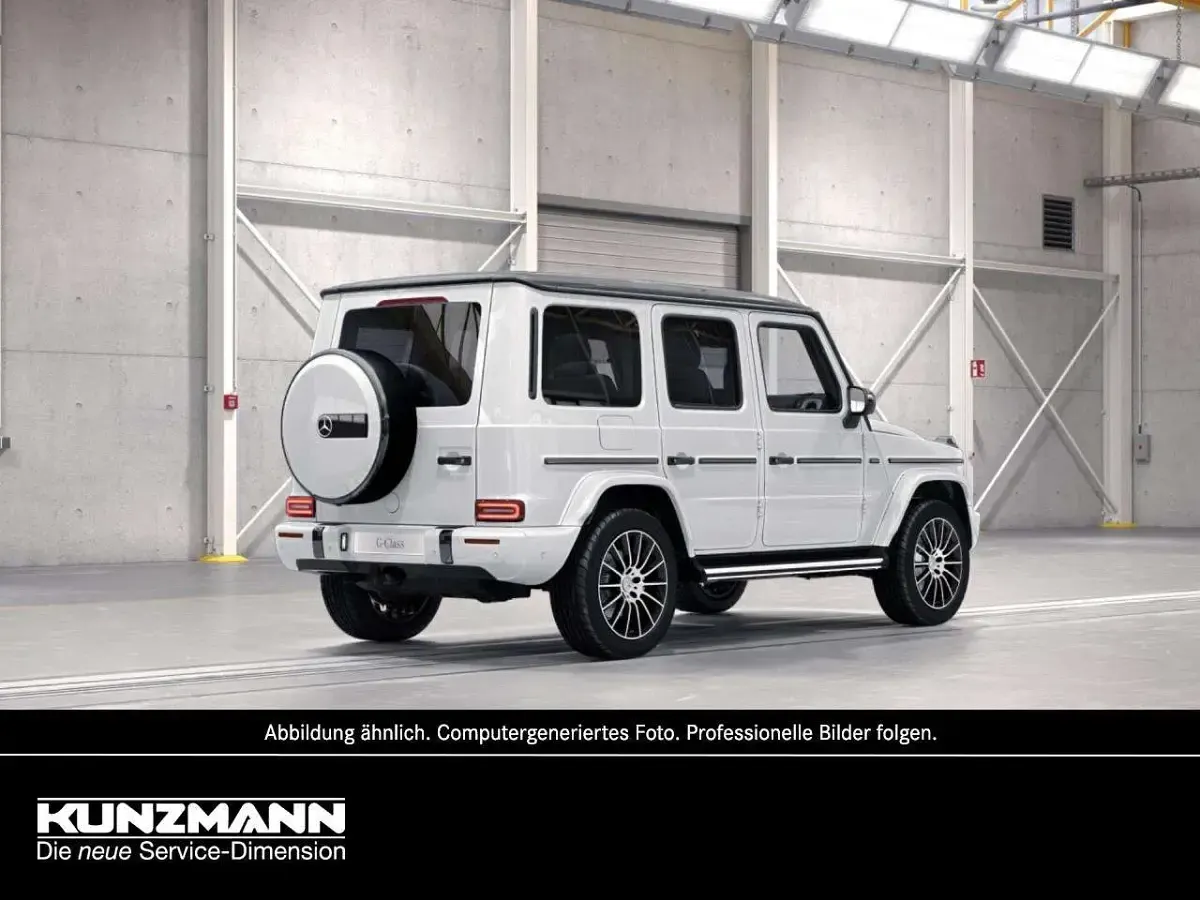 Gebraucht Mercedes G400 AMG 330 PS (242 kW) 2023 Polarweiss SUV
