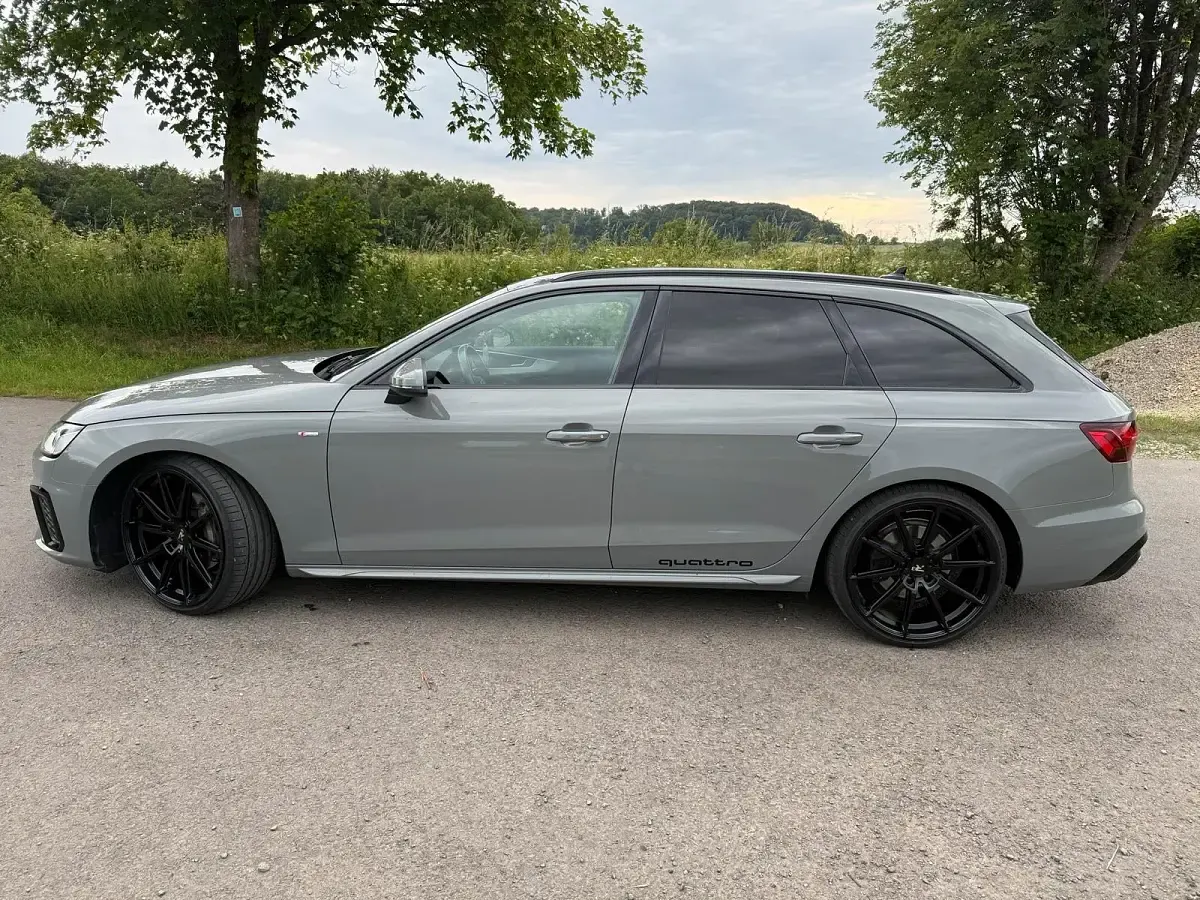 Gebraucht Audi A4 S-Line 204 PS (150 kW) 2021 Grau Kombi