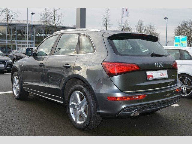 Gebraucht Audi Q5 S-Line 190 PS (139 kW) 2016 Grau metallic SUV
