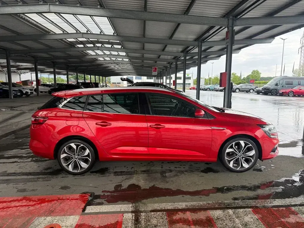 Usata Renault Mégane Intens 132 CV (97 kW) 2018 Rosso Berlina