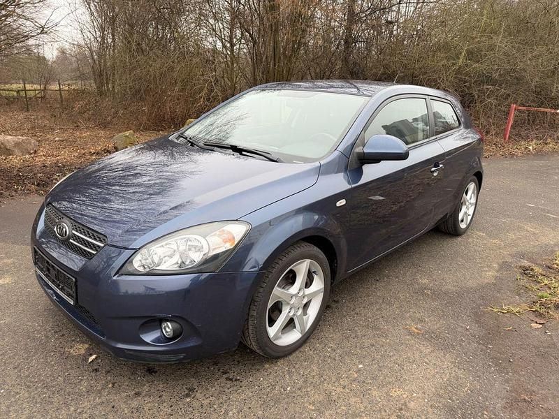 Gebraucht Kia ProCeed LX 126 PS (92 kW) 2009 Blau Kleinwagen