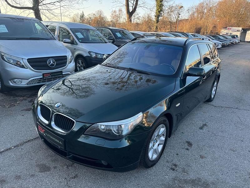 Gebraucht BMW 525 Sport Line 218 PS (160 kW) 2005 Grün Kombi