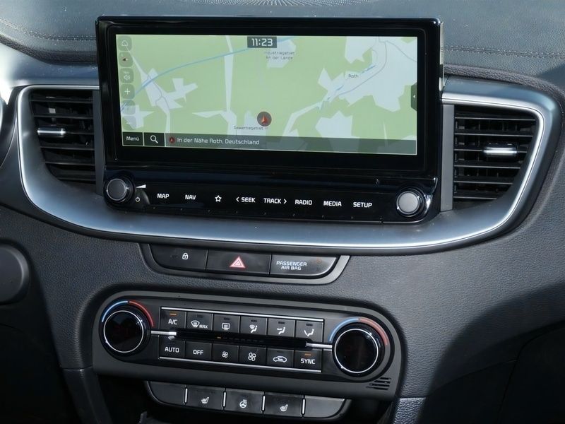 Schwarz Gebraucht 2024 Kia Ceed Sportswagon Vision Kombi | 21.250 € - Bild 1/1
