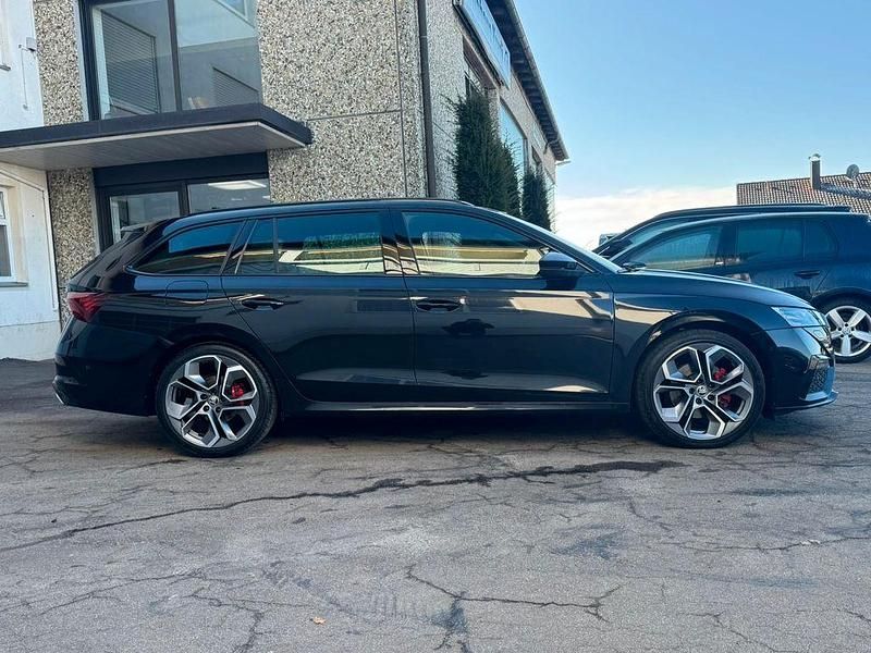Gebraucht Skoda Octavia RS 200 PS (147 kW) 2022 Schwarz Kombi