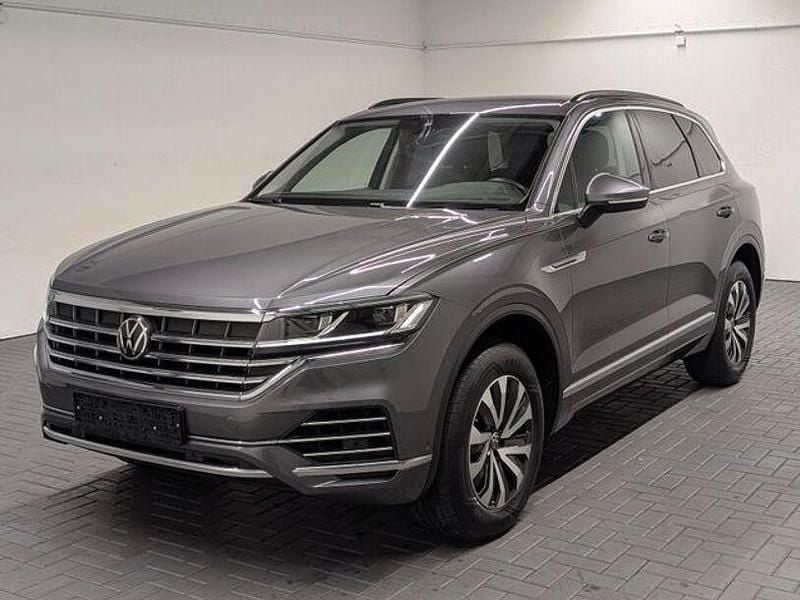 Siliziumgraumet. Gebraucht 2020 VW Touareg Elegance SUV | 40.980 € (Superpreis) - Bild 1/4