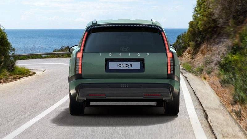 Neu Hyundai Ioniq 9 160 kW (218 PS) 2025 Ionosphere green mineraleffekt SUV