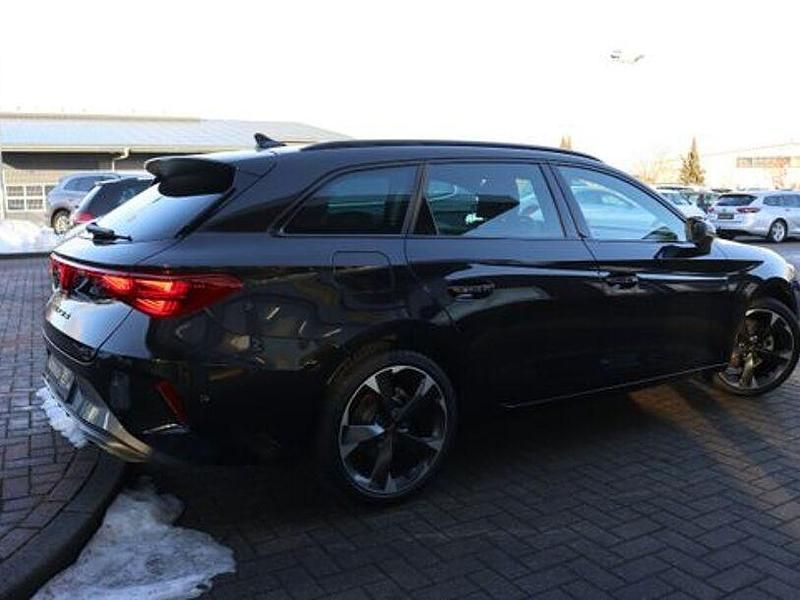 Gebraucht Cupra Leon 150 PS (110 kW) 2024 Schwarz Limousine