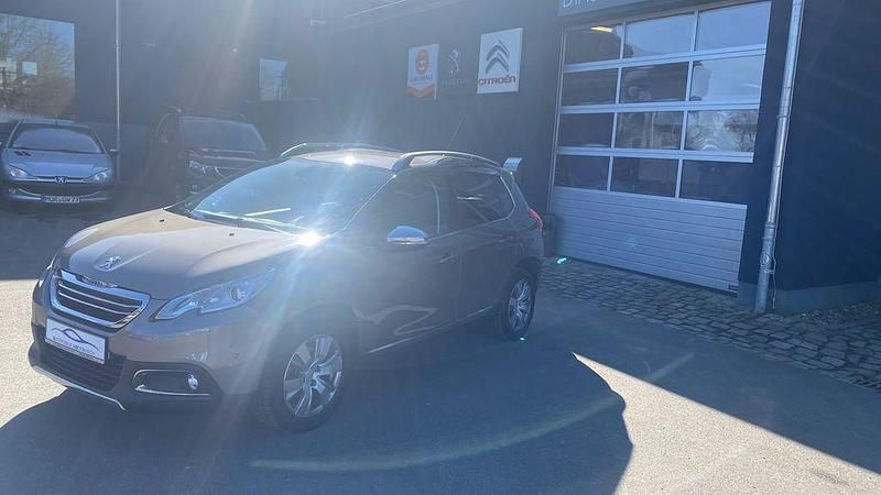 Gebraucht Peugeot 2008 Allure 120 PS (88 kW) 2014 Braun SUV