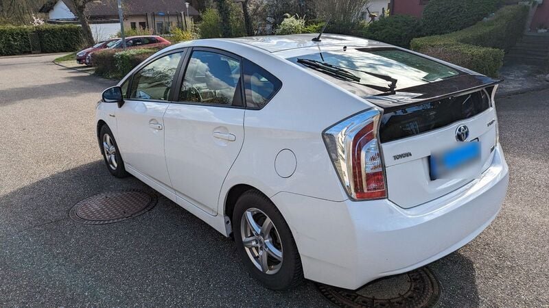 Toyota Prius Plug In Hybrid Gebraucht Verkauft Toyota Prius Hybrid (3er - Fa., gebraucht 2012, 164.500 km in