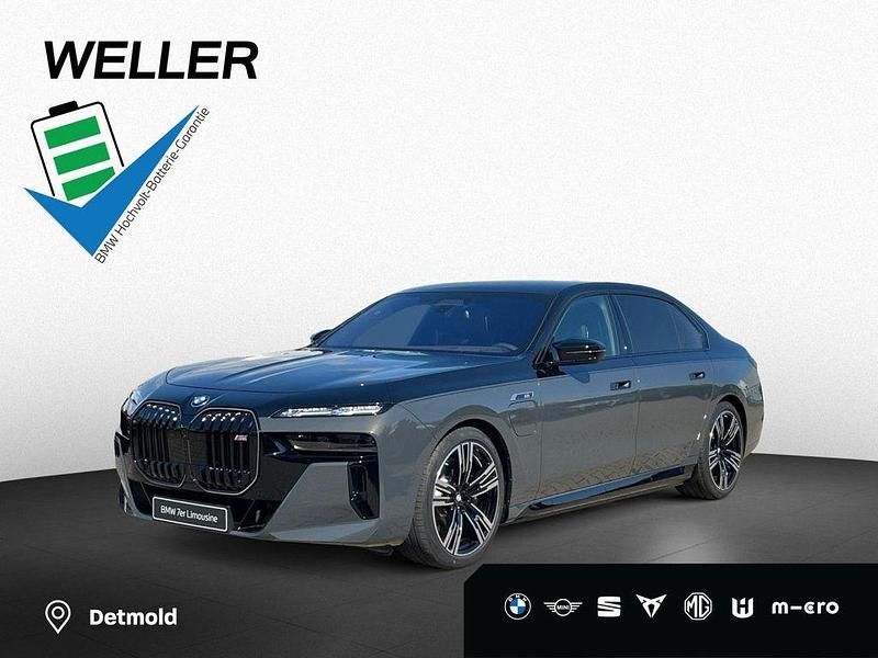 Grau Neu 2025 BMW M760e Sport Line Limousine | 174.990 € (Teuer) - Bild 1/4