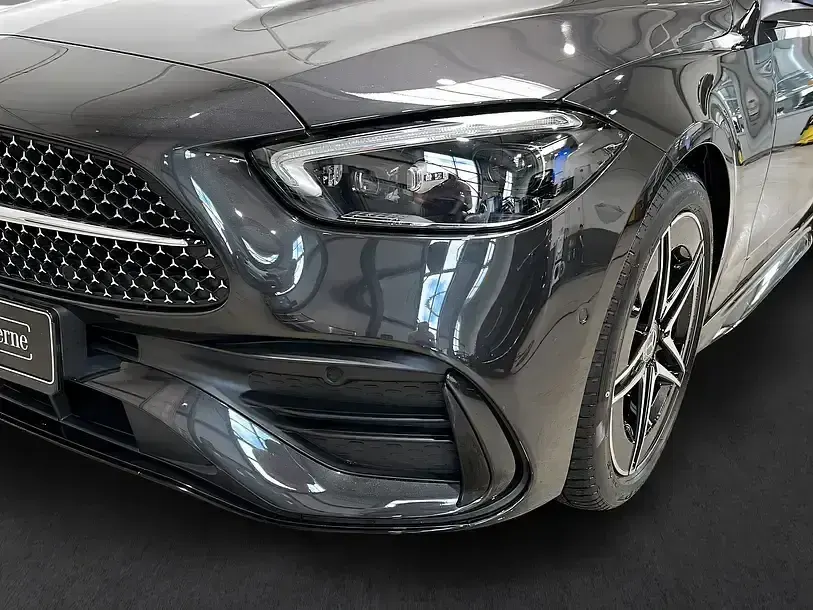 Gebraucht Mercedes C180 AMG 170 PS (125 kW) 2025 Grau Limousine