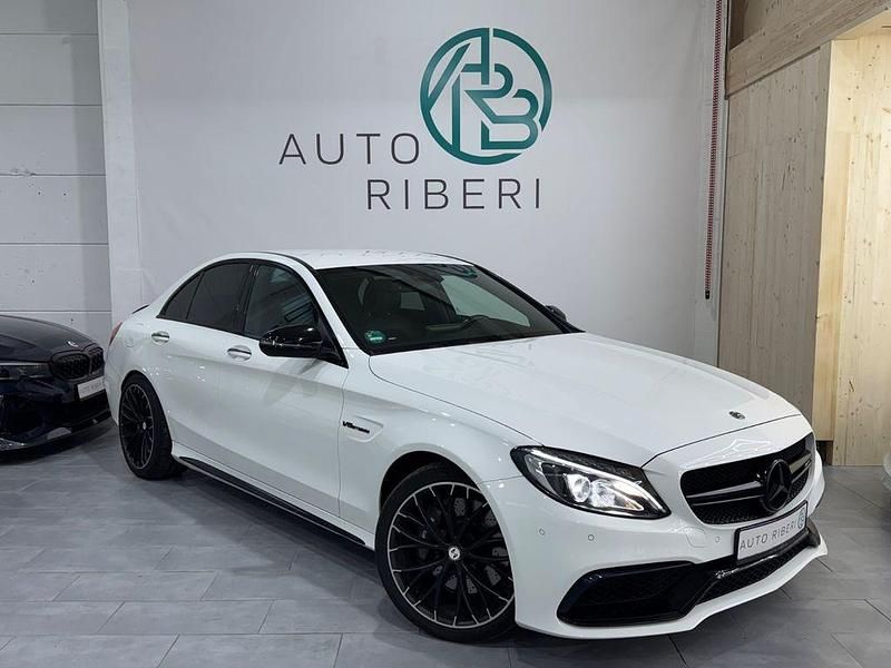 Weiß Gebraucht 2017 Mercedes C63 AMG AMG Limousine | 33.999 € (Superpreis) - Bild 1/4