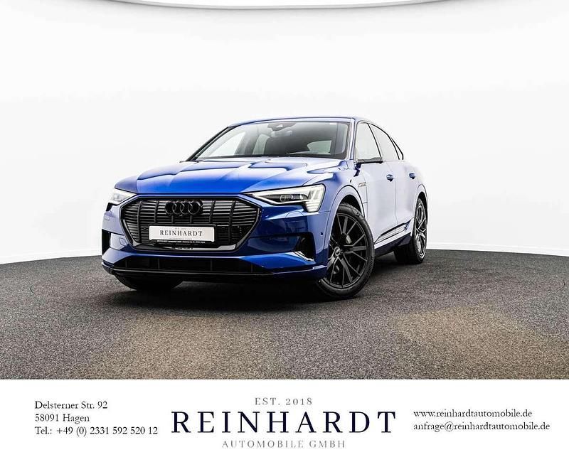 Individuallackierung blau audi exclusive Gebraucht 2022 Audi e-tron Sportback S-Line SUV | 37.275 € (Guter Preis) - Bild 1/1