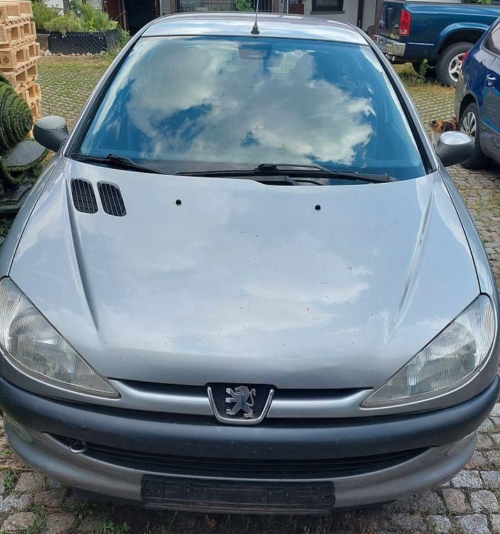 Gebraucht 2000 Peugeot 206 Limousine | 900 € (Fairer Preis) - Bild 1/4