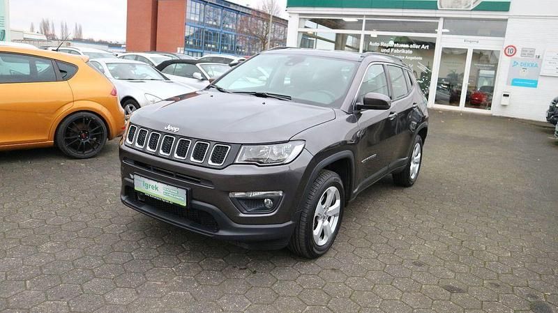 Gebraucht Jeep Compass Longitude 140 PS (102 kW) 2000 Granite crystal SUV