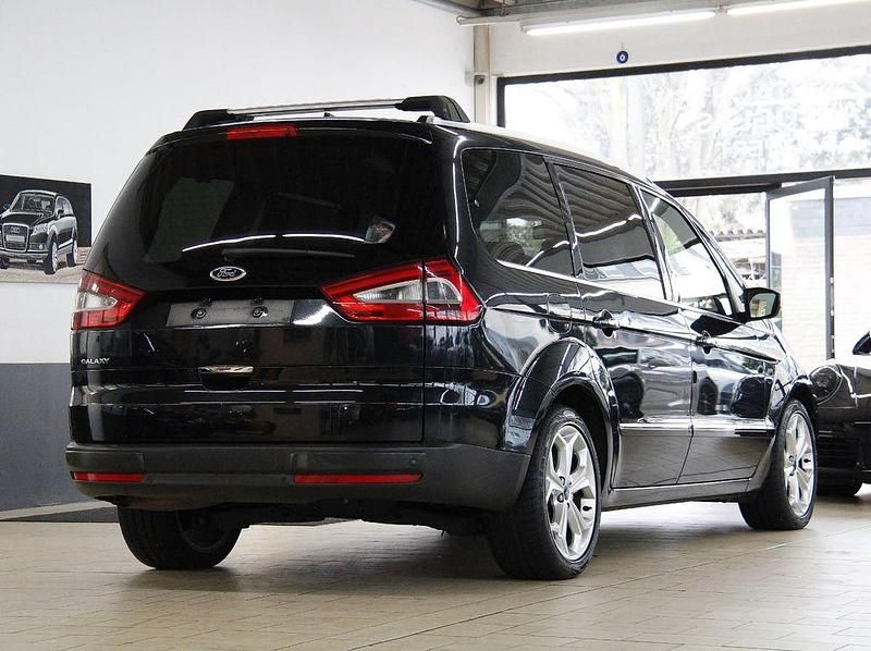 Gebraucht Ford Galaxy Titanium 163 PS (119 kW) 2013 Schwarz Van / Kleinbus