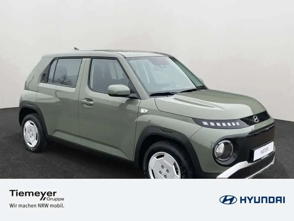 Neu Hyundai Inster Select 85 kW (116 PS) 2026 Grün Kleinwagen