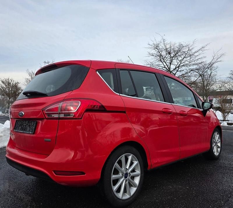Gebraucht Ford B-MAX Titanium 101 PS (74 kW) 2014 Rot Van / Kleinbus