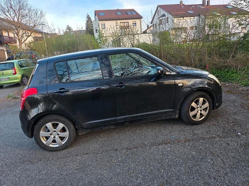 Gebraucht Suzuki Swift 90 PS (66 kW) 2009 Schwarz Kleinwagen