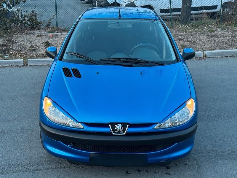 Gebraucht Peugeot 206 75 PS (55 kW) 2004 Blau Kleinwagen