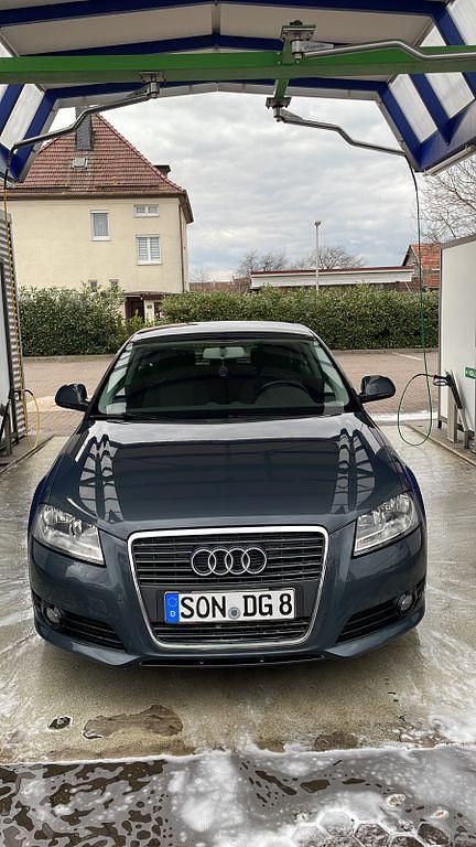 Second-hand Audi A3 Attraction 105 CP (77 kW) 2009 Gri Hatchback