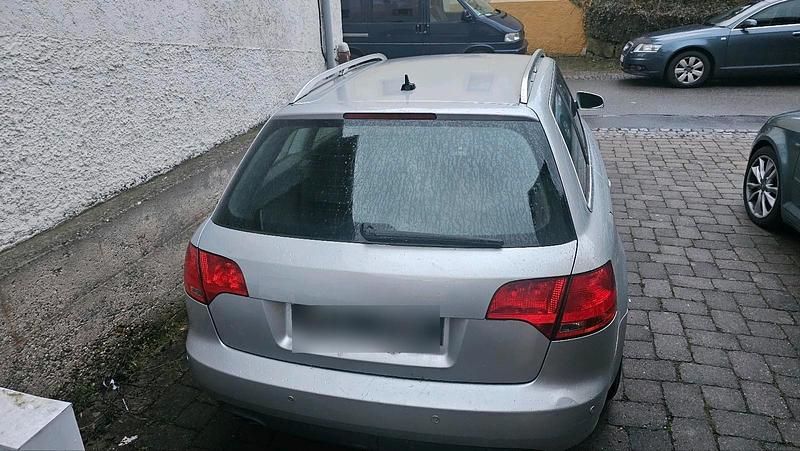 Gebraucht Audi A4 170 PS (125 kW) 2005 Grau Limousine