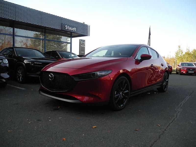 Soul red crystal m Gebraucht 2025 Mazda 3 Limousine | 30.480 € (Fairer Preis) - Bild 1/4