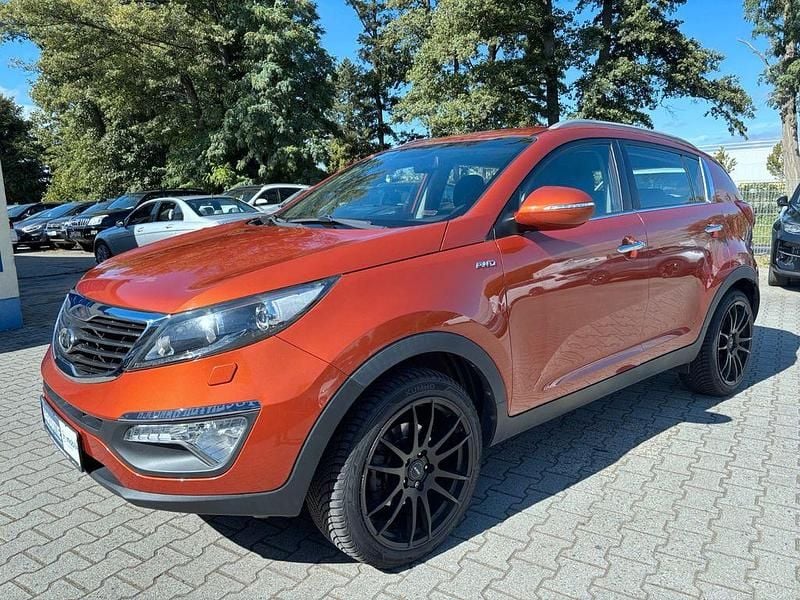 Gebraucht Kia Sportage Vision 136 PS (100 kW) 2010 Orange SUV