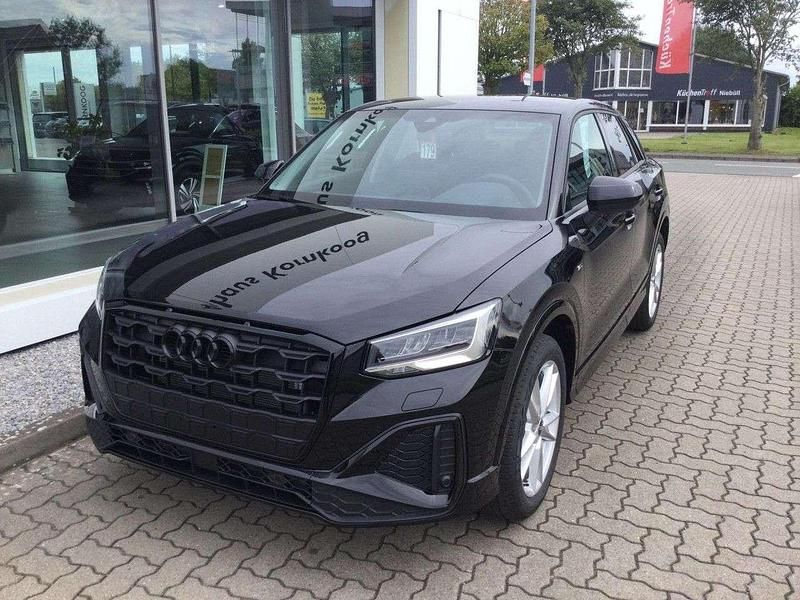 Neu Audi Q2 S-Line 150 PS (110 kW) 2025 Schwarz SUV