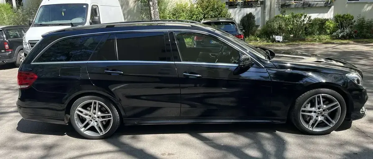 Gebraucht Mercedes E500 408 PS (300 kW) 2013 Schwarz Kombi