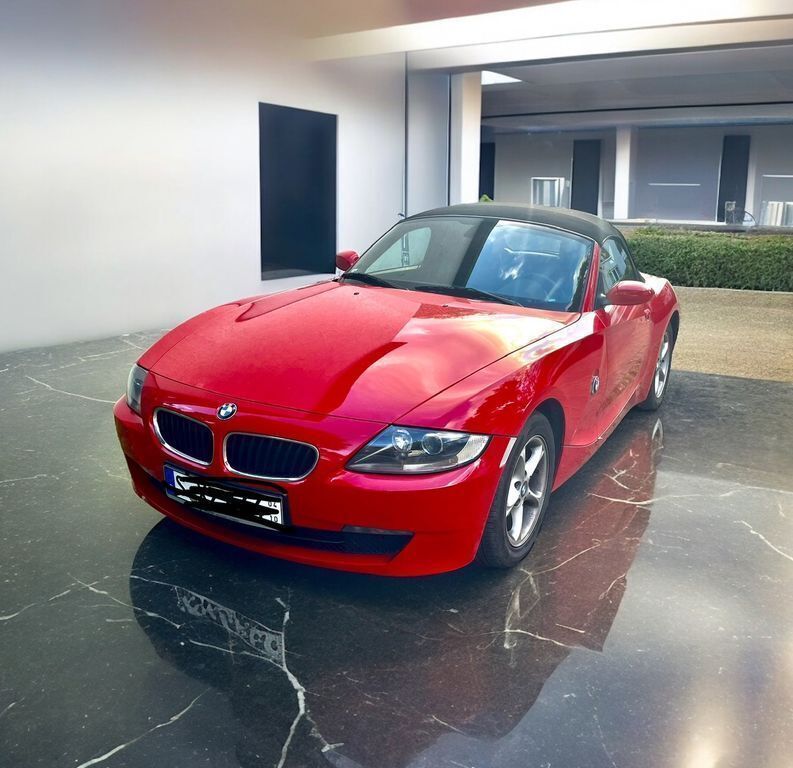 Rot Gebraucht 2007 BMW Z4 Sport Line Cabrio | 12.800 € (Fairer Preis) - Bild 1/4